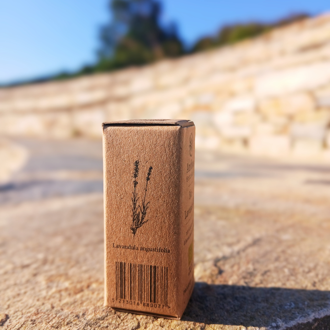 Anthos botanicals Lavender essential oil product side view